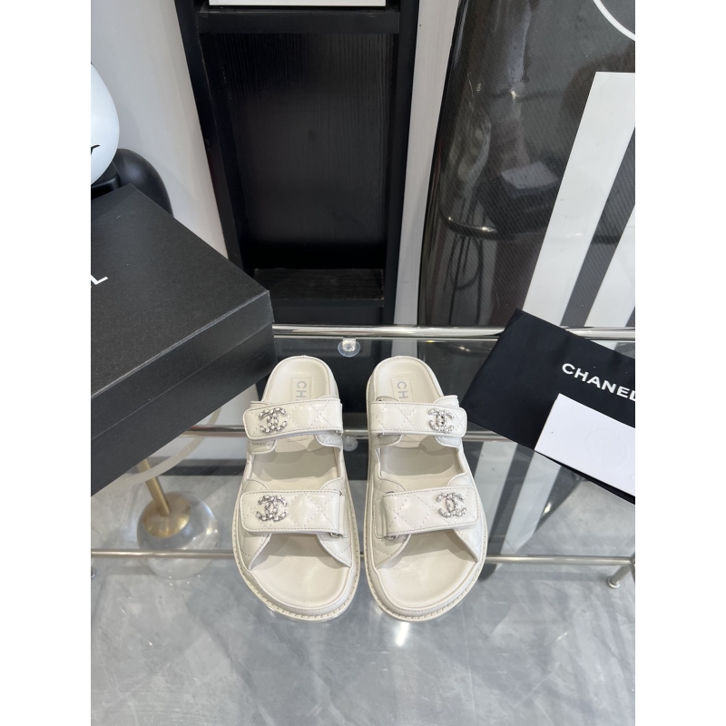 Ch*el slippers